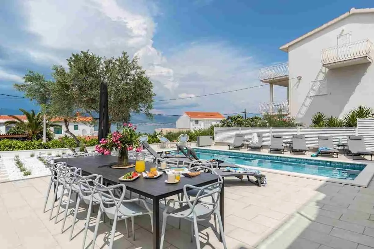 Apartment In Arbanija With Terrace, Air Conditioning, Wifi 5139-4 Trogir