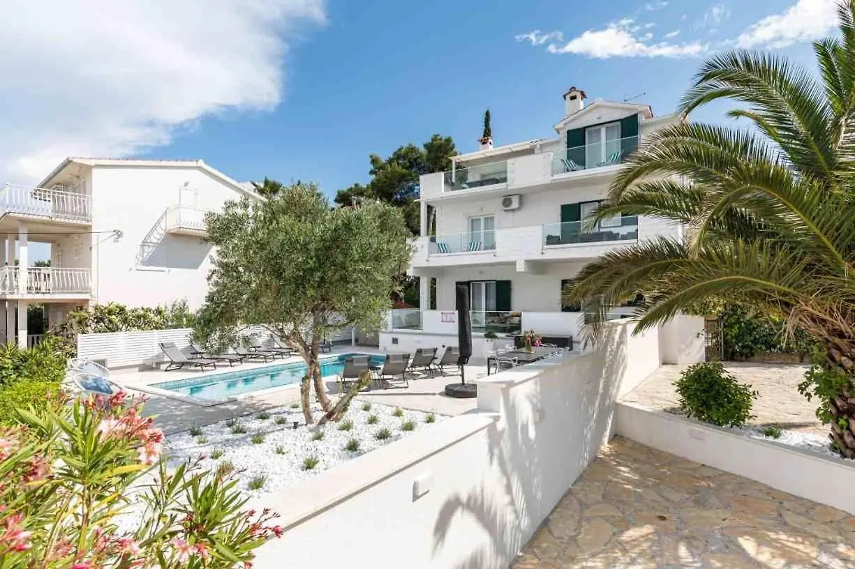 Apartment In Arbanija With Terrace, Air Conditioning, Wifi 5139-4 Trogir