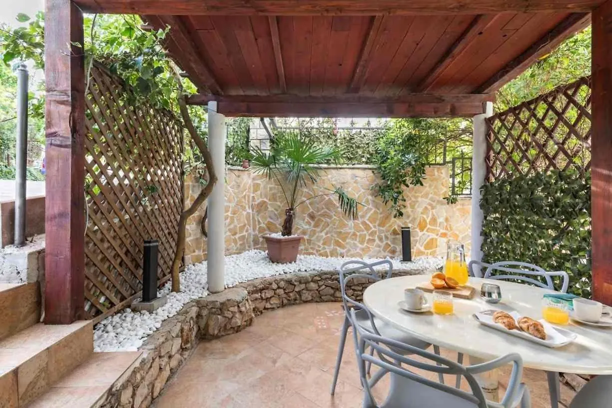 Apartment In Arbanija With Terrace, Air Conditioning, Wifi 5139-4 Trogir