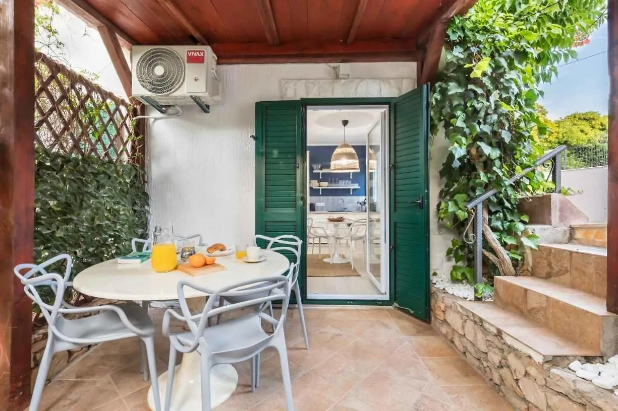 Apartment In Arbanija With Terrace, Air Conditioning, Wifi 5139-4 Trogir