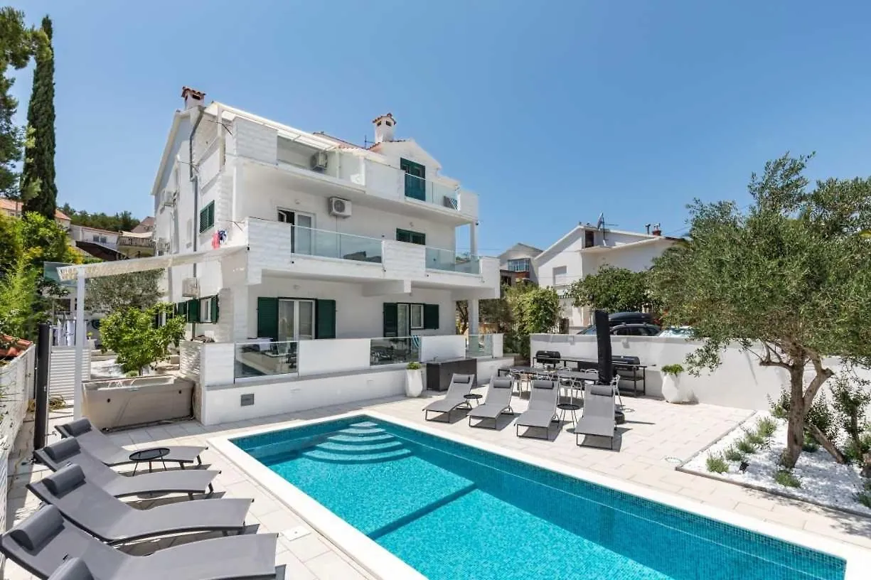Apartment In Arbanija With Terrace, Air Conditioning, Wifi 5139-4 Trogir Chorvatsko